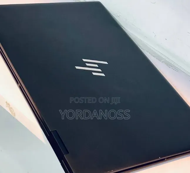 New Laptop HP Envy x360 8GB AMD Ryzen 5 SSD 512GB