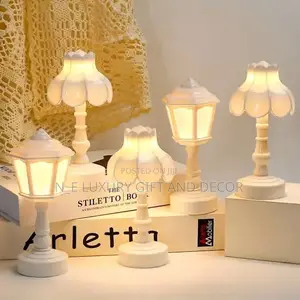 Small Street Lamps