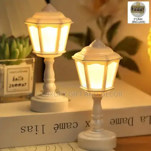 Small Street Lamps