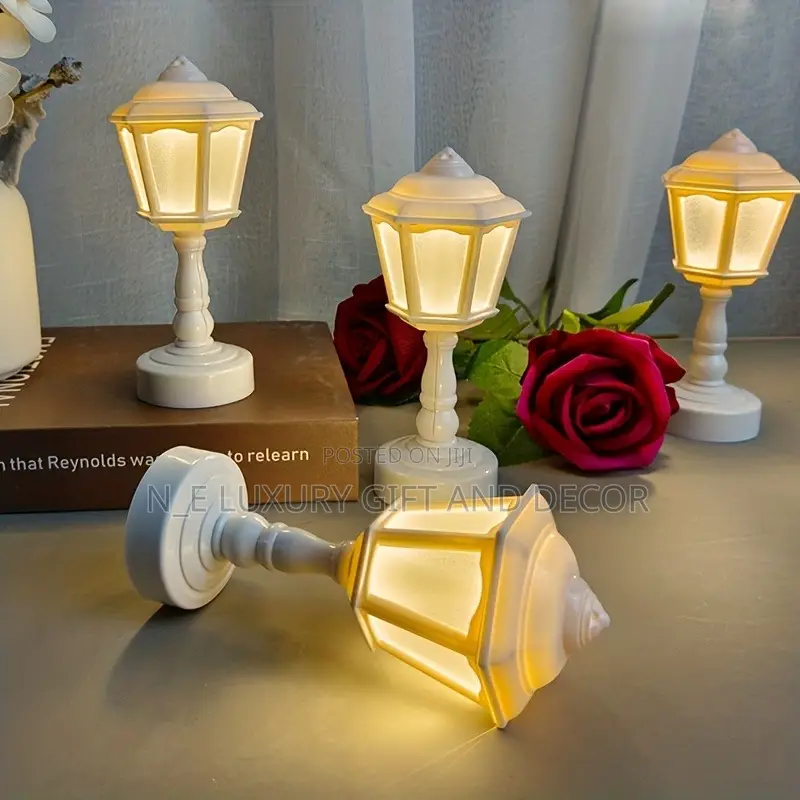 Small Street Lamps