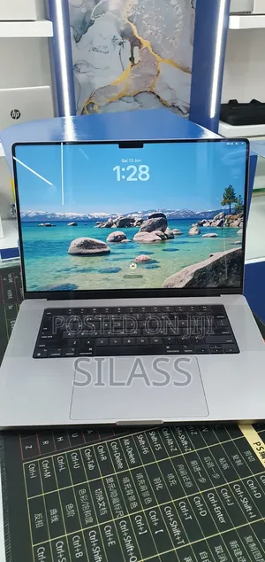 New Laptop Apple MacBook Pro 2021 M1 Max 32GB Apple M1 Max SSD 1T