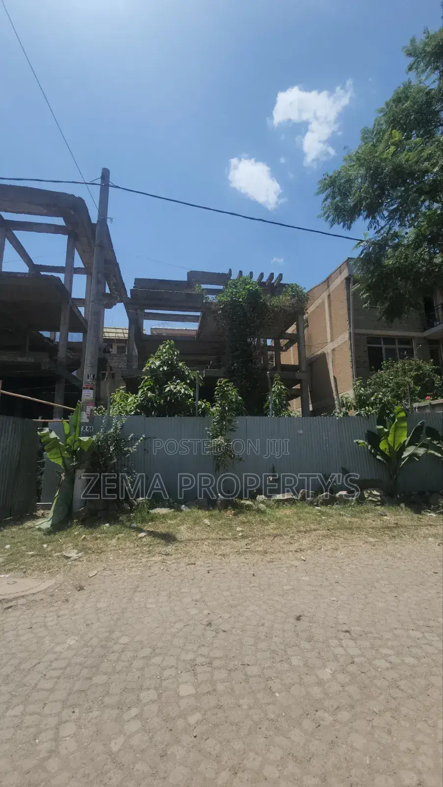 5bdrm House in Bole for sale