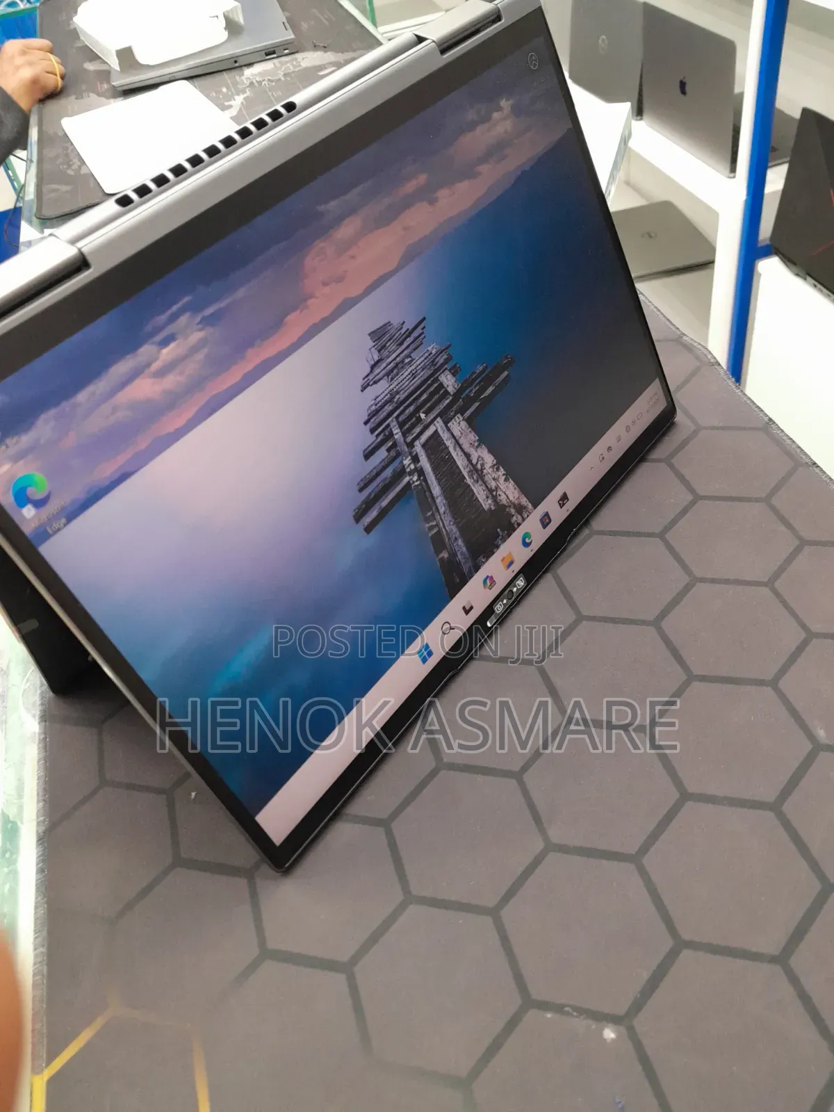 New Laptop Lenovo ThinkPad X1 Yoga 32GB Intel Core i7 SSD 512GB