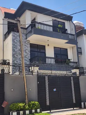 6bdrm House in Bole for sale