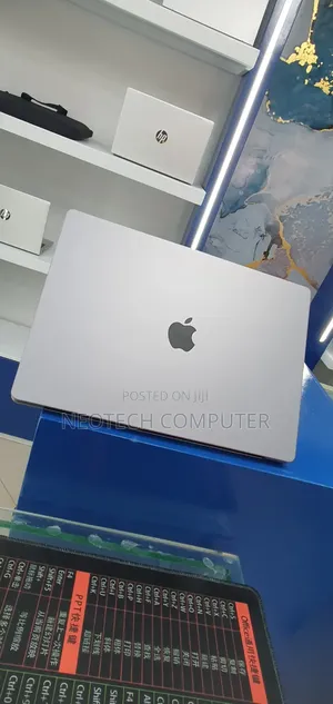 New Laptop Apple MacBook Pro 2021 M1 Max 32GB Apple M1 Max SSD 1T