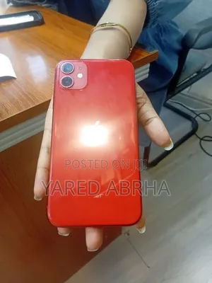 Apple iPhone 11 128 GB Red