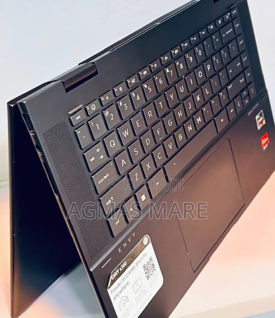 New Laptop HP Envy X360 8GB AMD Ryzen 5 SSD 512GB