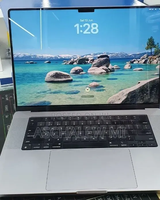 New Laptop Apple MacBook Pro 2021 M1 Max 32GB Apple M1 Max SSD 1T