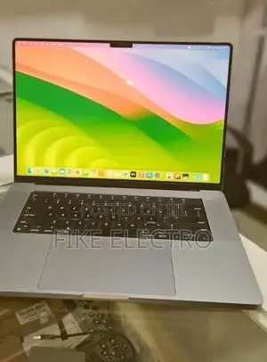 New Laptop Apple MacBook Pro 2021 M1 Max 32GB Apple M1 Max SSD 1T