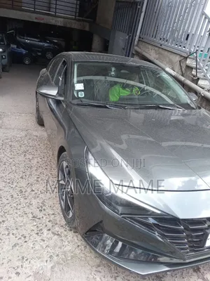 Hyundai Avante 2021 Gray