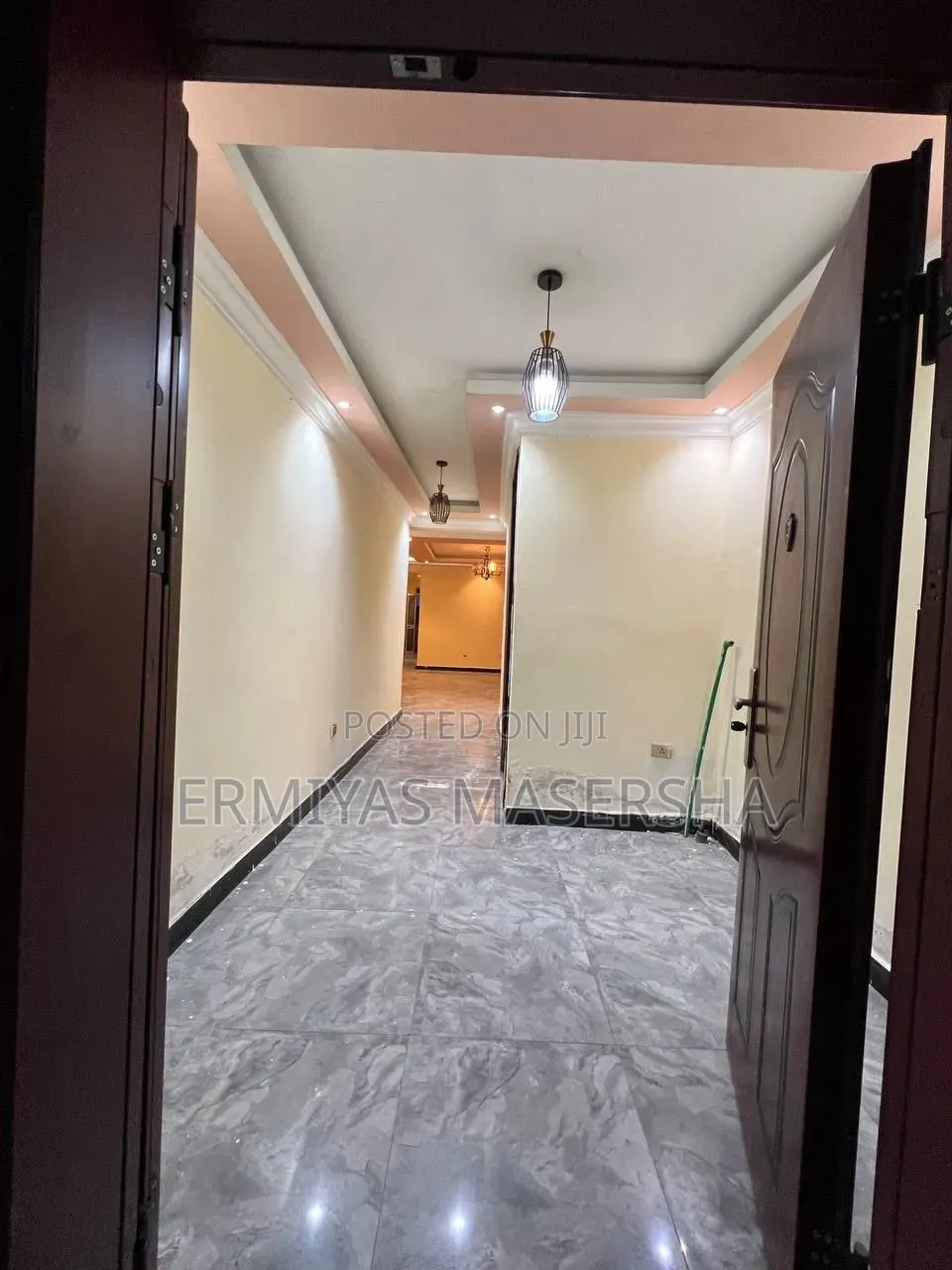 Furnished 3bdrm Condo in Yeka for sale