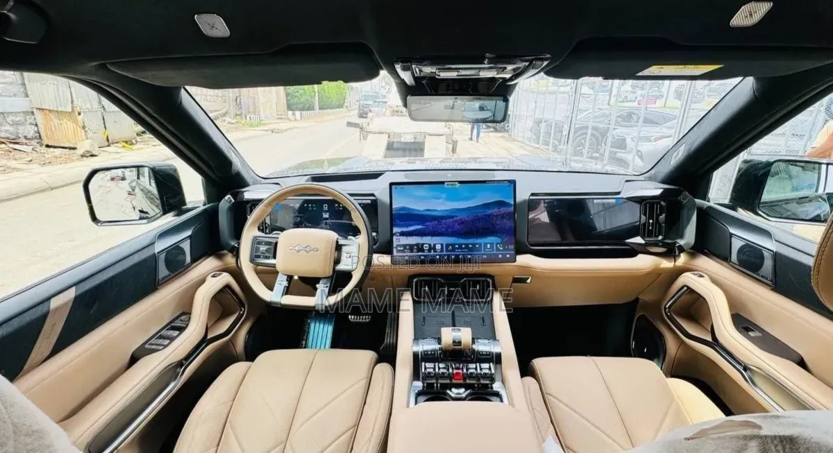 New BYD Leopard 8 2.0 Hybrid AWD 2025 Black