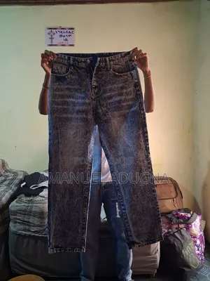 Quality Baggy Stock Jeans Size 33 34 36 38