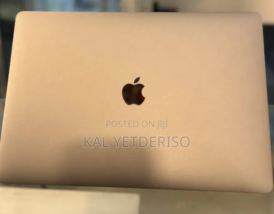 New Laptop Apple MacBook Pro 2016 16GB Intel Core i7 SSD 256GB