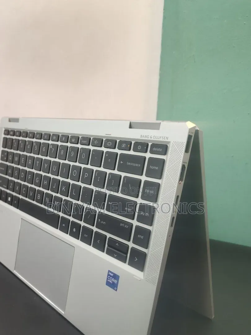 New Laptop HP EliteBook x360 1040 G7 32GB Intel Core i7 SSD 512GB