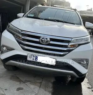Toyota Rush 2021 White