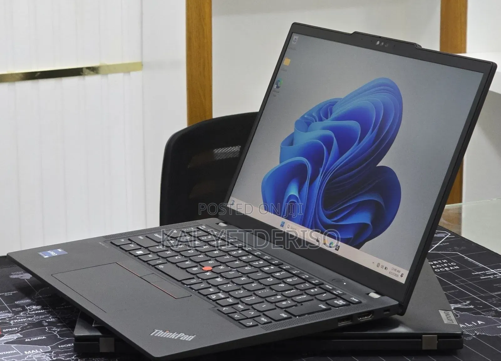 New Laptop Lenovo ThinkPad X1 Yoga 16GB Intel Core i5 SSD 512GB