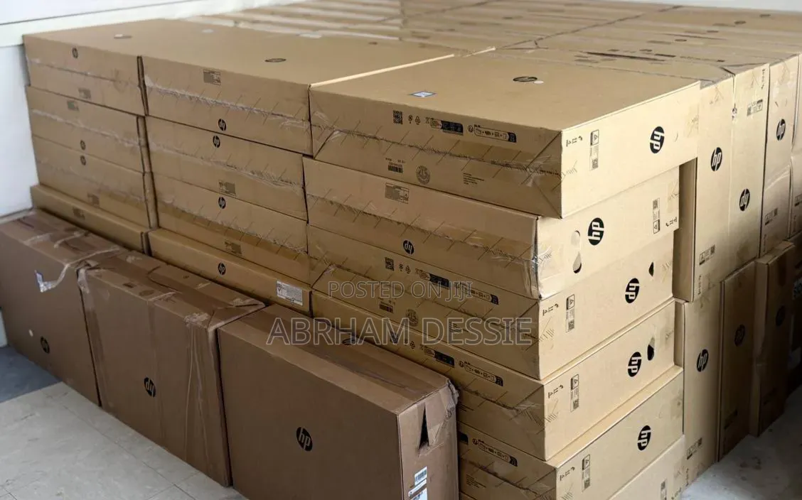 New HP 200 G4 22 All-in-One 16GB Intel Core i7 SSD 512GB