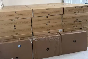 New HP 200 G4 22 All-in-One 16GB Intel Core i7 SSD 512GB