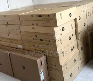 New HP 200 G4 22 All-in-One 16GB Intel Core i7 SSD 512GB