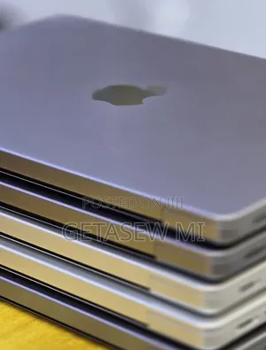 New Laptop Apple MacBook Pro 2021 M1 16GB Apple M1 Pro SSD 512GB