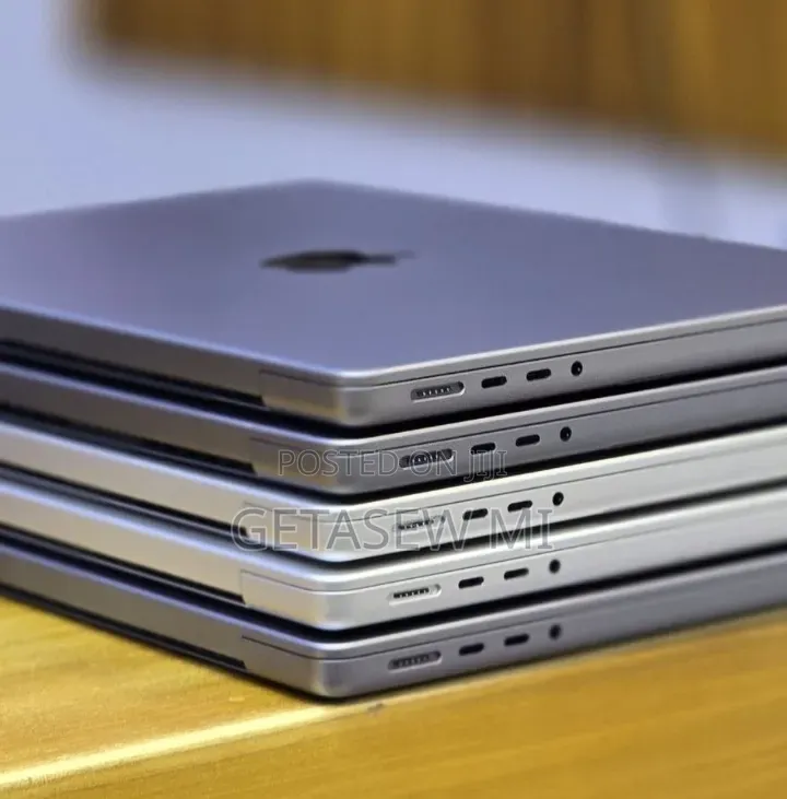 New Laptop Apple MacBook Pro 2021 M1 16GB Apple M1 Pro SSD 512GB