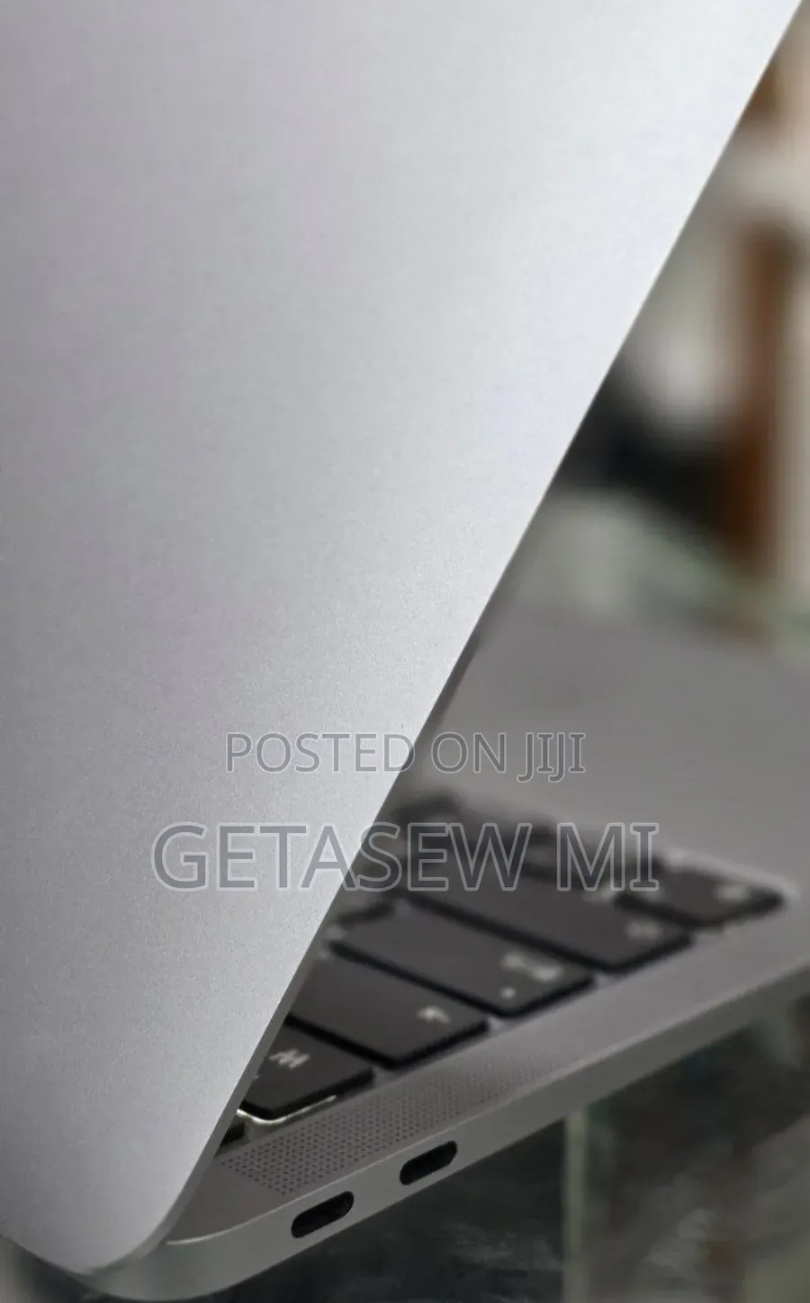 New Laptop Apple MacBook Air 2020 M1 8GB Apple M1 SSD 256GB