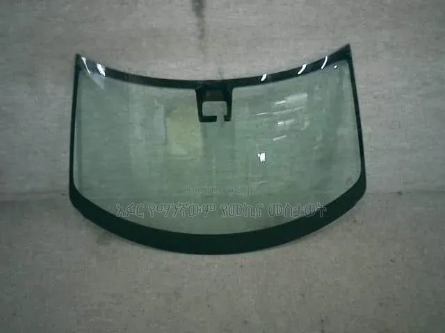Suzuki Swift Windshield Glass/ሱዙኪ ስዊፍት የግባር መስታወት እና የበሮቹም የጀርባውም አለ
