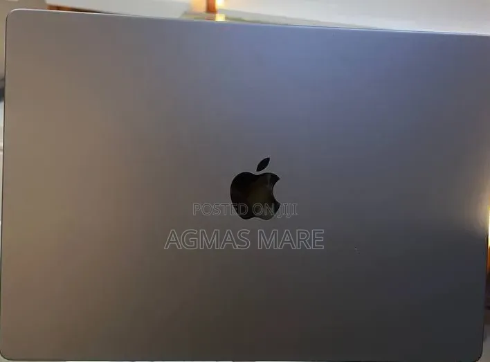 New Laptop Apple MacBook Pro 2021 M1 32GB Apple M1 SSD 512GB