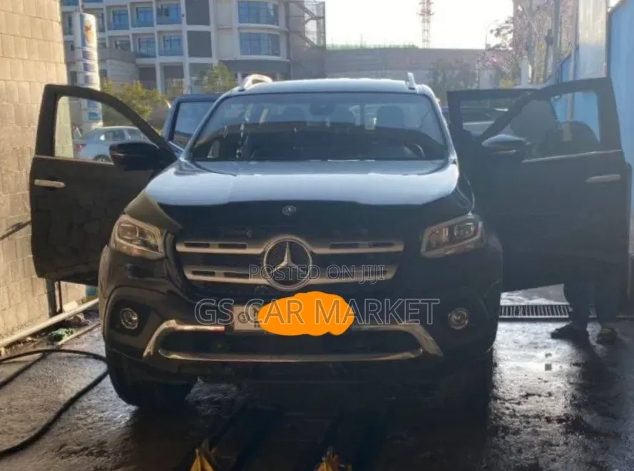 Mercedes-Benz X Class 2019 Black