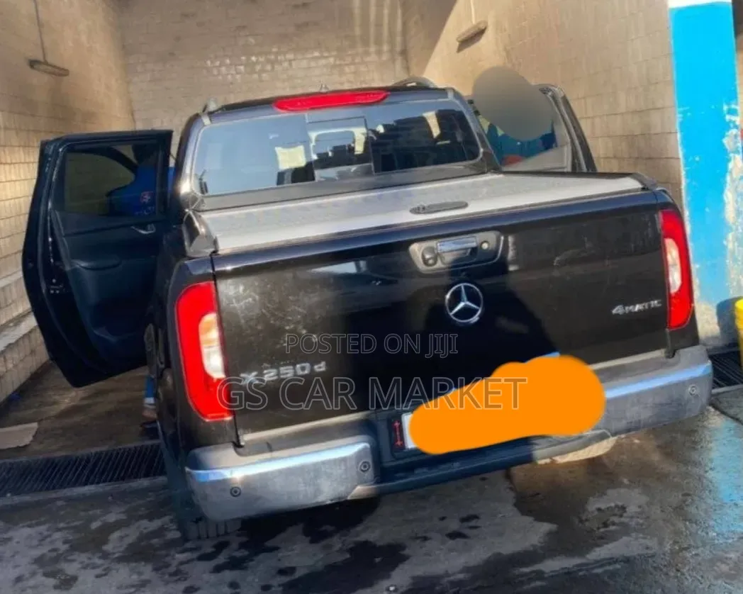 Mercedes-Benz X Class 2019 Black