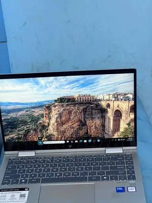 New Laptop HP 16GB Intel Core 7 SSD 1T