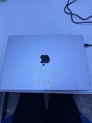 Laptop Apple MacBook Pro 2021 M1 16GB Apple M1 Pro SSD 512GB