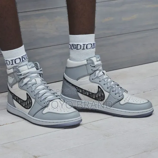 Air Jordan 1 X Dior High Sneaker White and Grey Unisex Boots