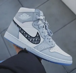 Air Jordan 1 X Dior High Sneaker White and Grey Unisex Boots
