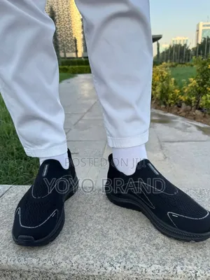 Skechers Slip-Ins Go Run Black Fashion Shoes