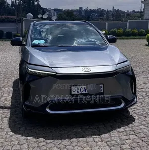 Toyota bZ4X 2023 Gray