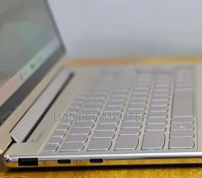 New Laptop Lenovo Yoga 9i 16GB Intel Core i7 SSD 512GB
