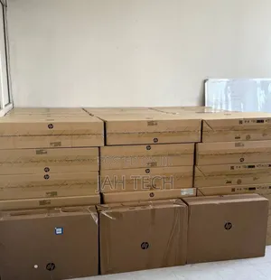 New HP 200 G4 22 All-in-One 16GB Intel Core i7 SSD 512GB
