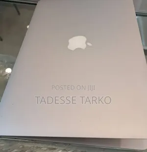 New Laptop Apple MacBook Air 2017 8GB Intel Core i5 SSD 128GB