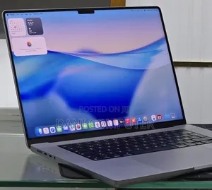 New Laptop Apple MacBook Pro 2021 M1 Max 64GB Apple M1 Max SSD 1T