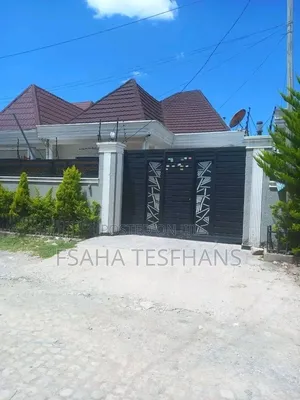 5bdrm Villa in Villa, Bole for rent