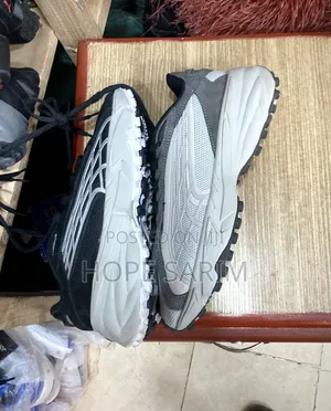 የፑማ (Puma) የሩጫ ጫማዎች: