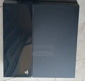 Ps 4 Fat Jailbreak With 2 Original Joysticks