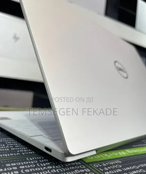 New Laptop Dell XPS 13 32GB Intel Core i7 SSD 512GB