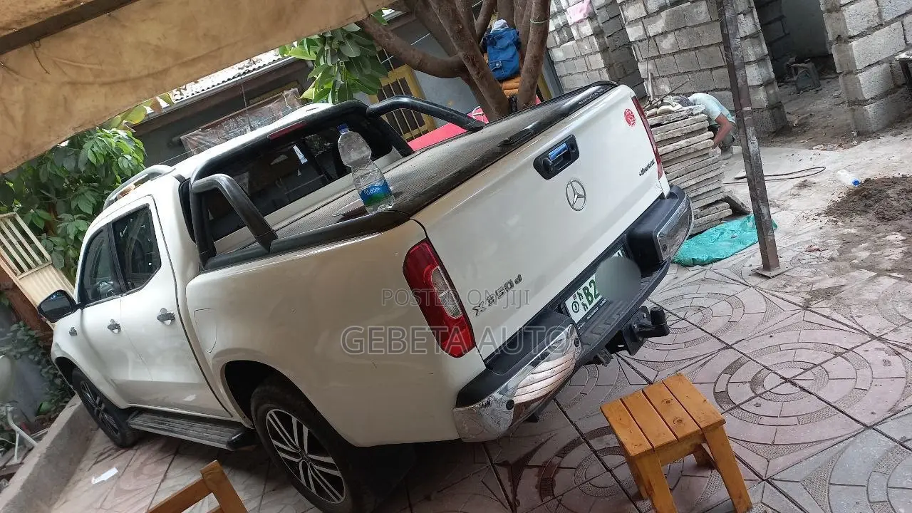 Mercedes-Benz X Class 2020