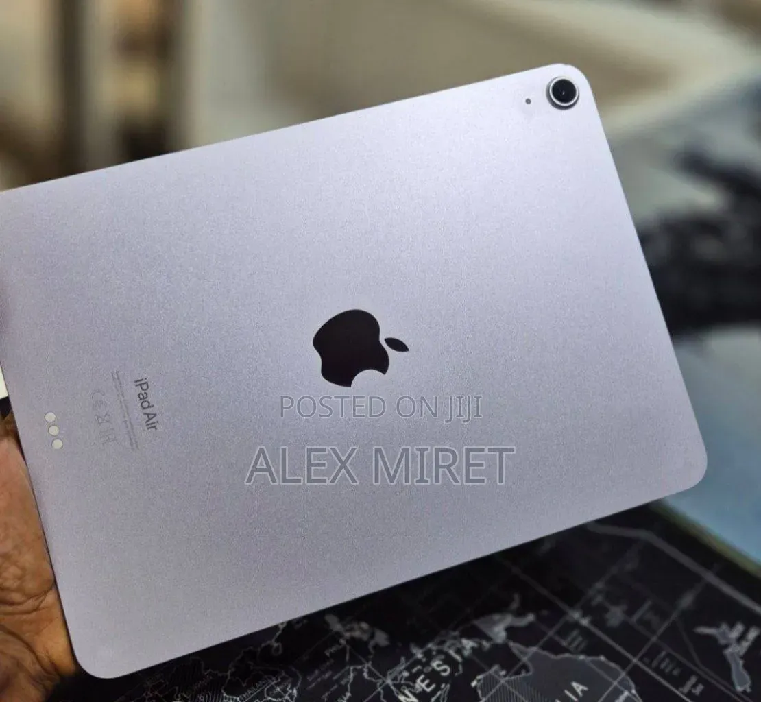 New Apple iPad Air 128 GB Silver