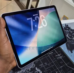 New Apple iPad Air 128 GB Silver