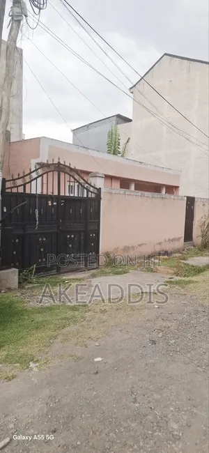 Furnished 3bdrm House in Bole Ayat for sale