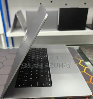 New Laptop Apple MacBook Pro 2021 M1 64GB Apple M1 Max SSD 1T